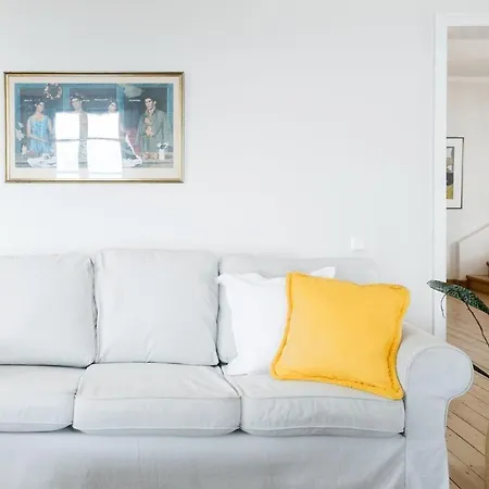 Apartment With Stunning Views In Nissaki!